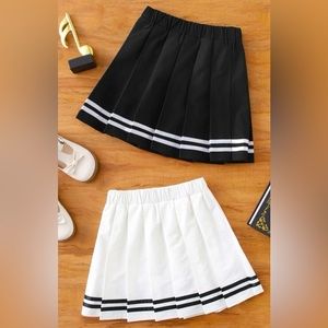 Girls black and white 2pcs tape pleated skirt size:160 from SHEIN